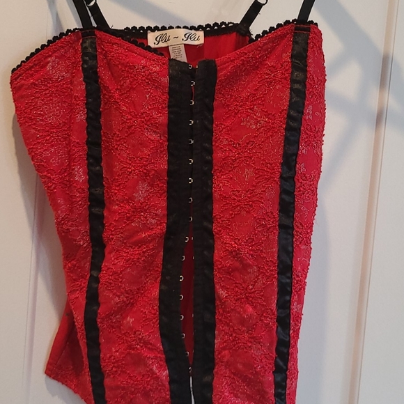 Top - Picture 3 of 5